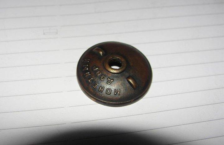 Закрутка Монетный двор от квадроколодки и некот. знаков 40-х г. г.