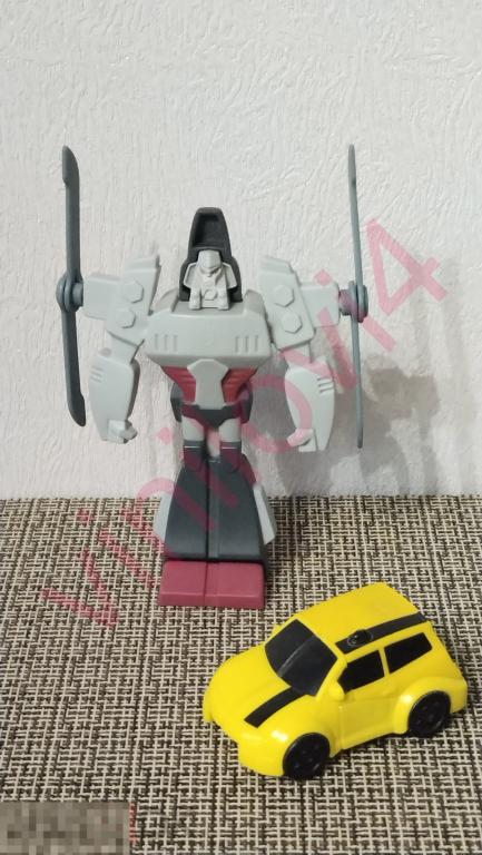 Игрушки из McDonald's (Transformers) 2008г