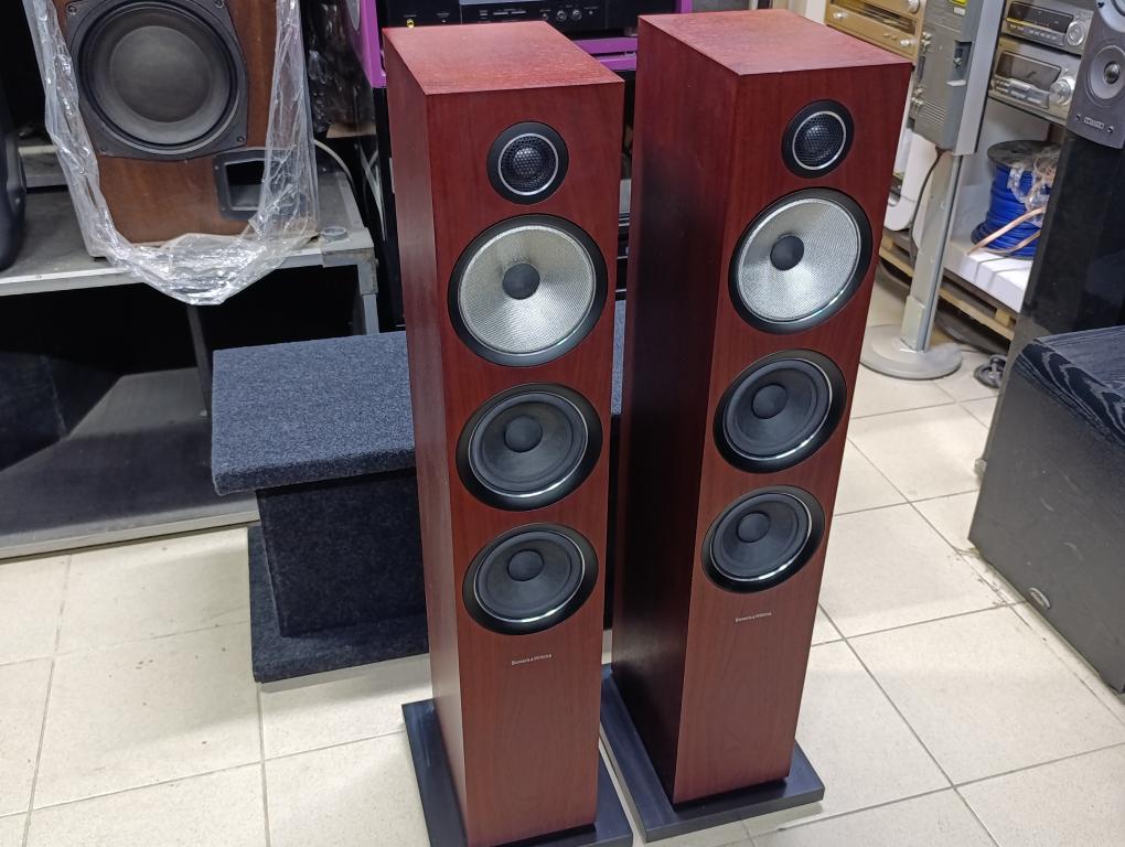 Колонки напольные Bоwers & Wilkins 704 S2 комплект