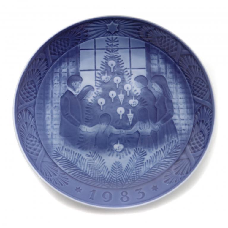 Рождественская фарфоровая тарелка. Royal Copenhagen, 1983 год.