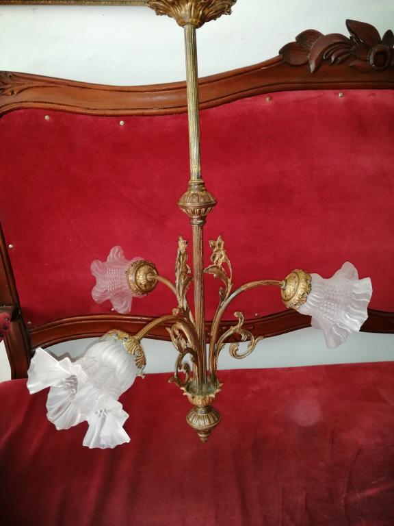 Антикварная люстра бронза на 3 лампы  Франция 19 век