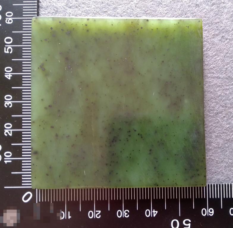 Нефрит Квадрат пресс-папье полировка, размер 58х58х7 мм