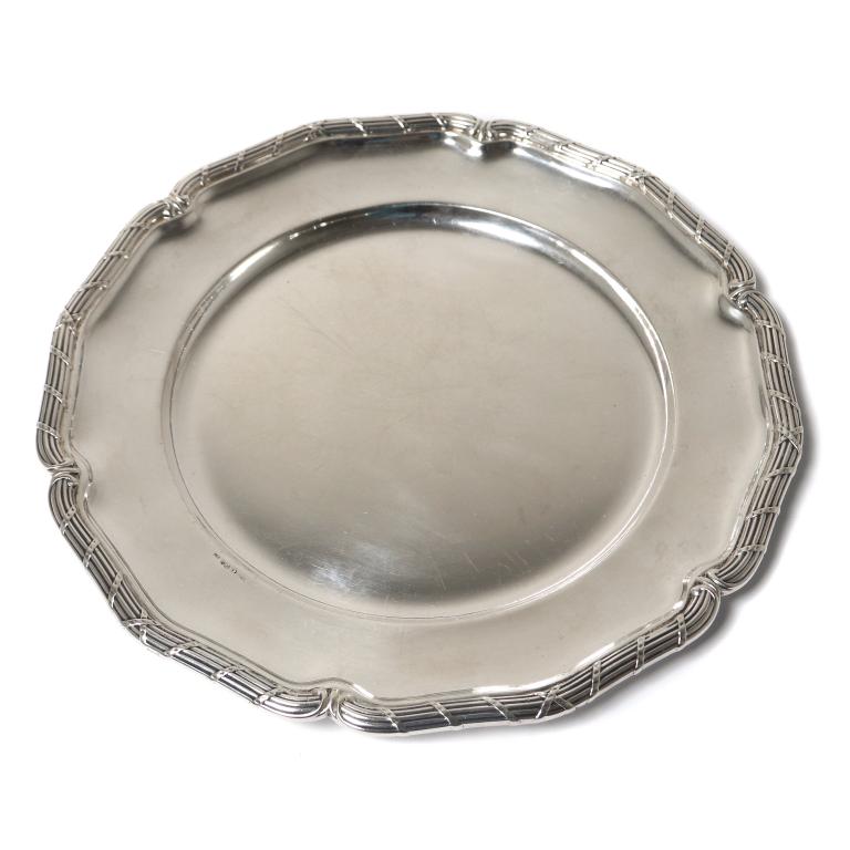 Серебряная тарелка (подставка или поднос). Швеция, 1919 год.