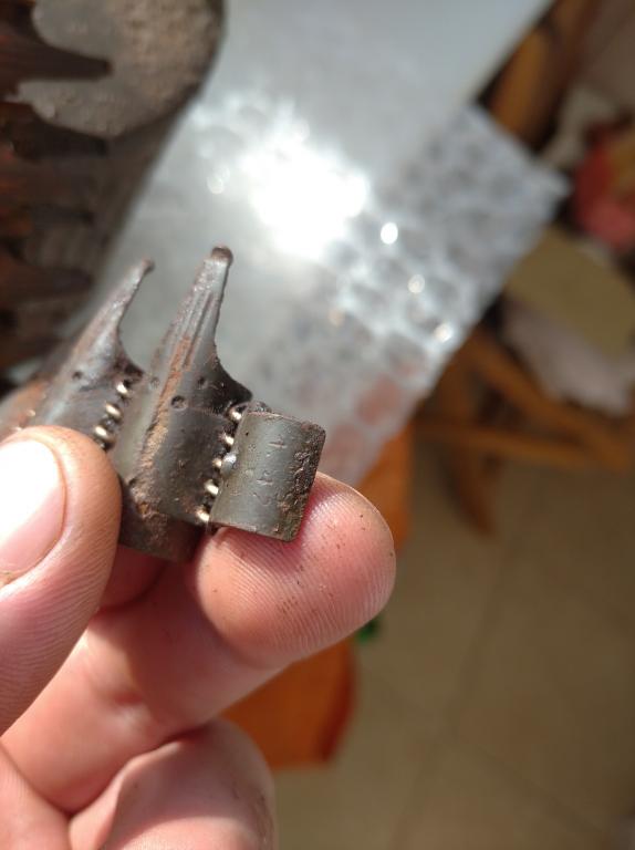 Два кекса  МГ-34 с лентами  №7.