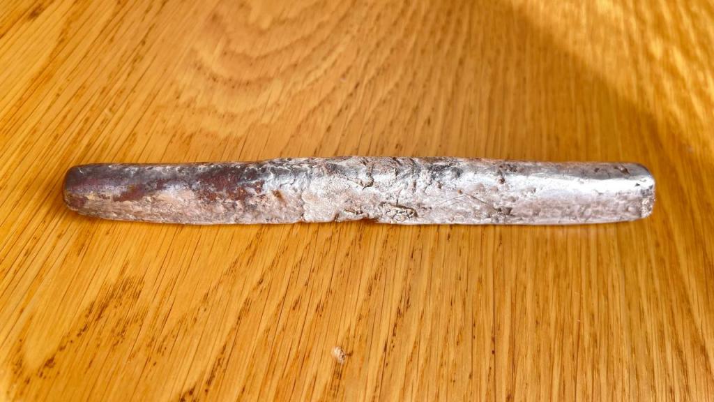 Гривна новгородская 195 гр. серебро, экспертиза, граффити