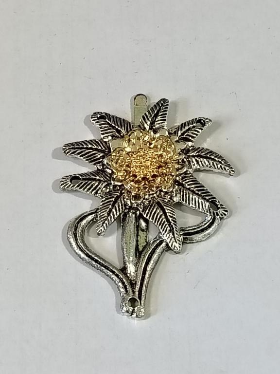 Кокарда Эдельвейс на кепи альпийских егерей Германия 3 рейх реплика