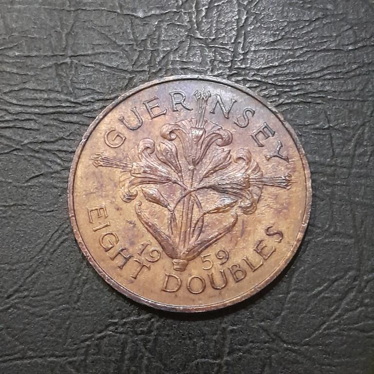 8 дублей 1959 год Гернси.