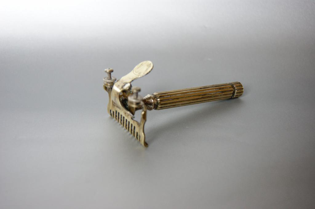 Старинный станок для бритья Ninfa начало 20 века