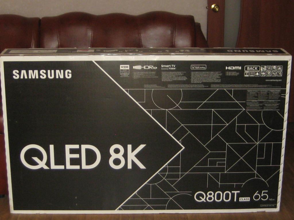 Телевизор Samsung 8K QE65QE800TAU UHD