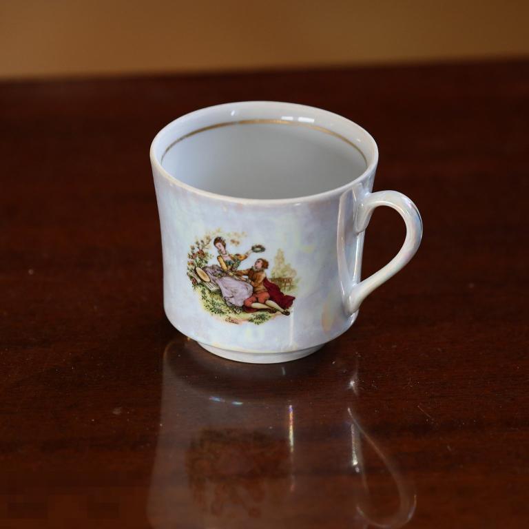 Чашка Мадонна фарфор кофейная винтаж СССР Югославия