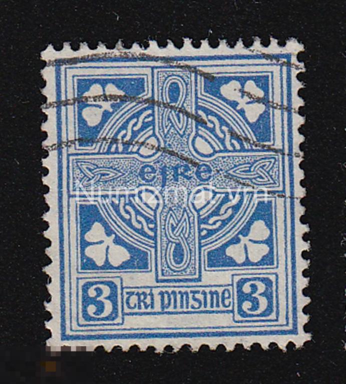Марка Ирландия. 1971 г. Ирландские марки. Крест. Нечастая серия.
