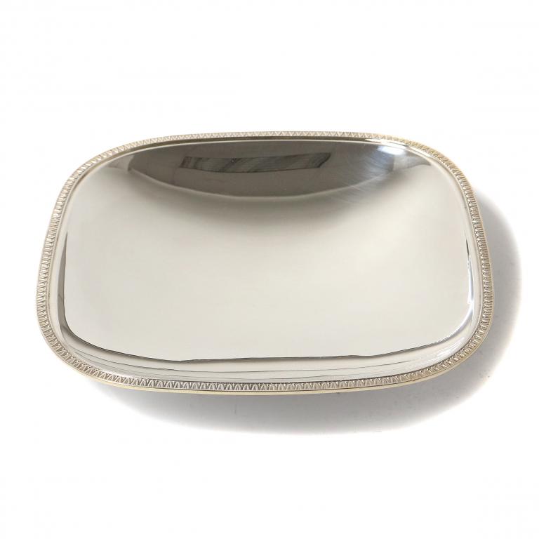 Серебряная ваза или блюдо.  Германия