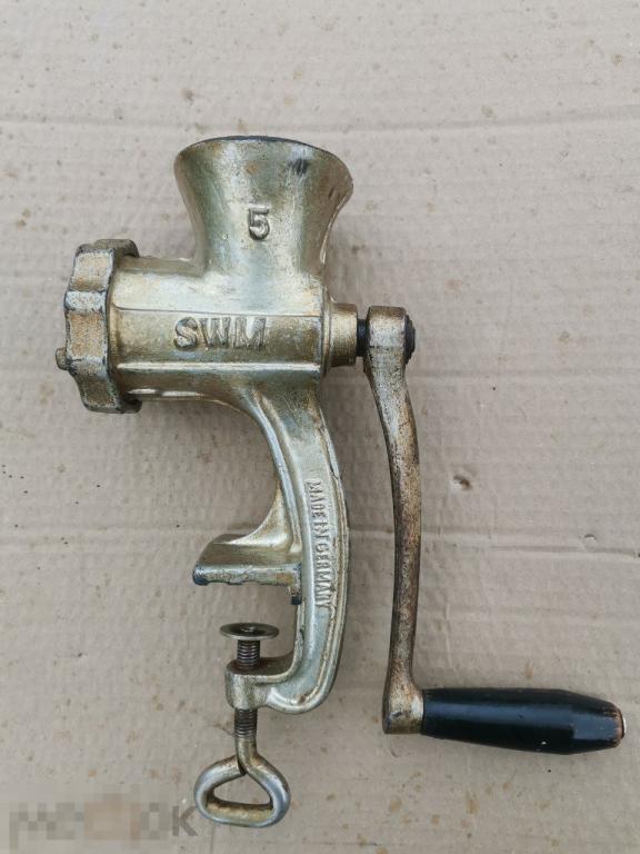 Мясорубка немецкая, SWM 5, ручная, Германия, Чугун, ВИНТАЖ, рабочая, редкость