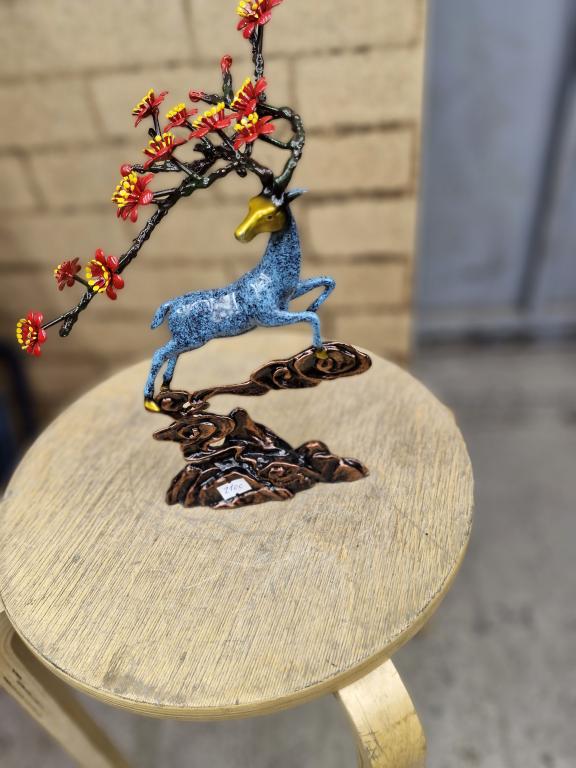 Синий олень 100 Бронза. Статуэтка.