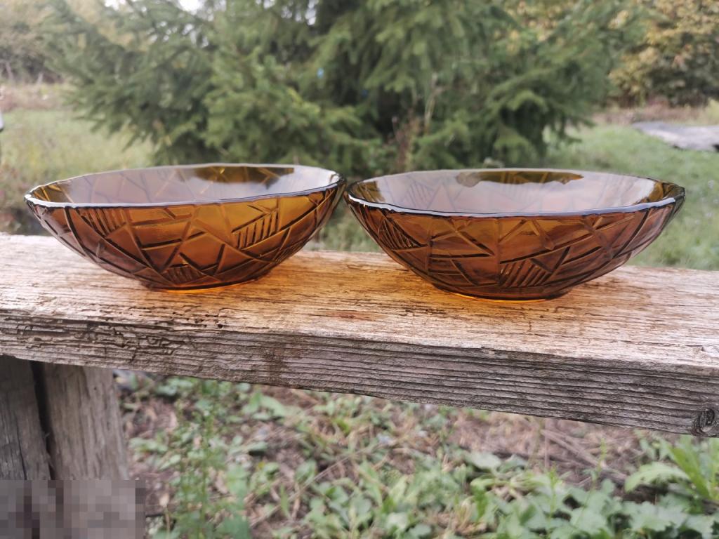 Тарелка салатник Карамельное, янтарное стекло 2шт. Винтаж СССР