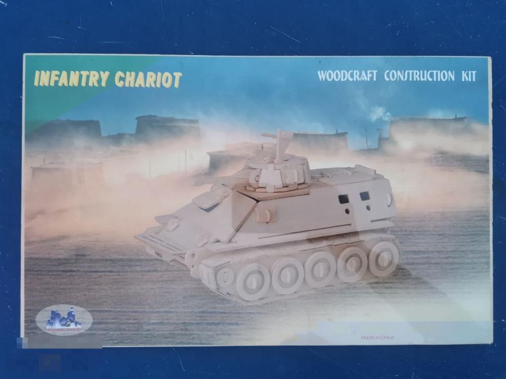 Деревянная модель, конструктор танк