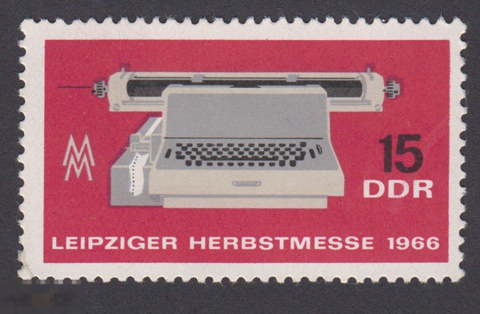 Марка ГДР 1966 год. Печатная машинка. Техника и механика. Машины.