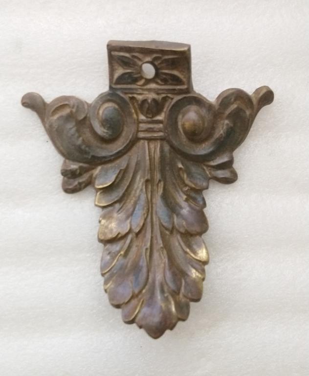 Старинная мебельная накладка бронза литье Германия 19 век