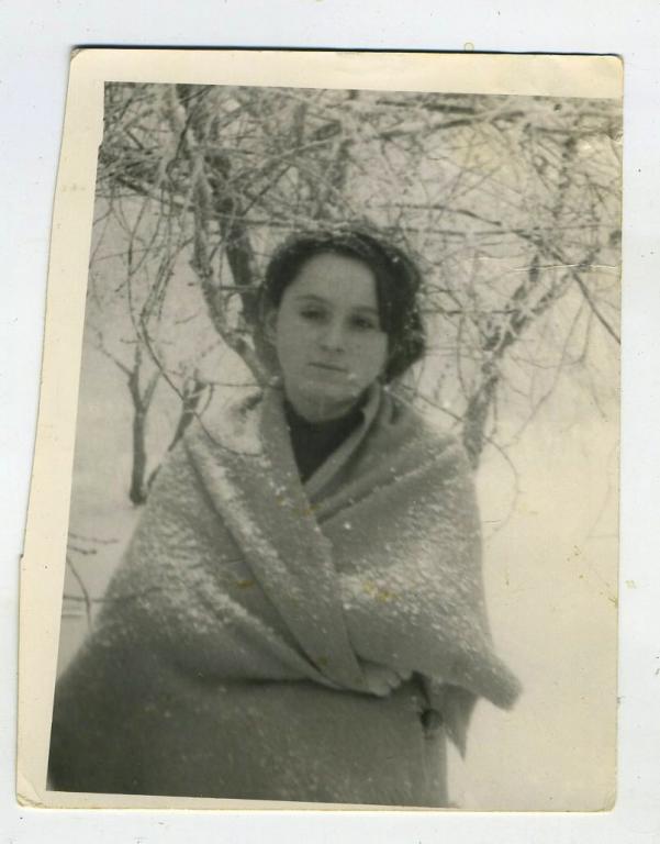 Девушка и снегопад // фото СССР