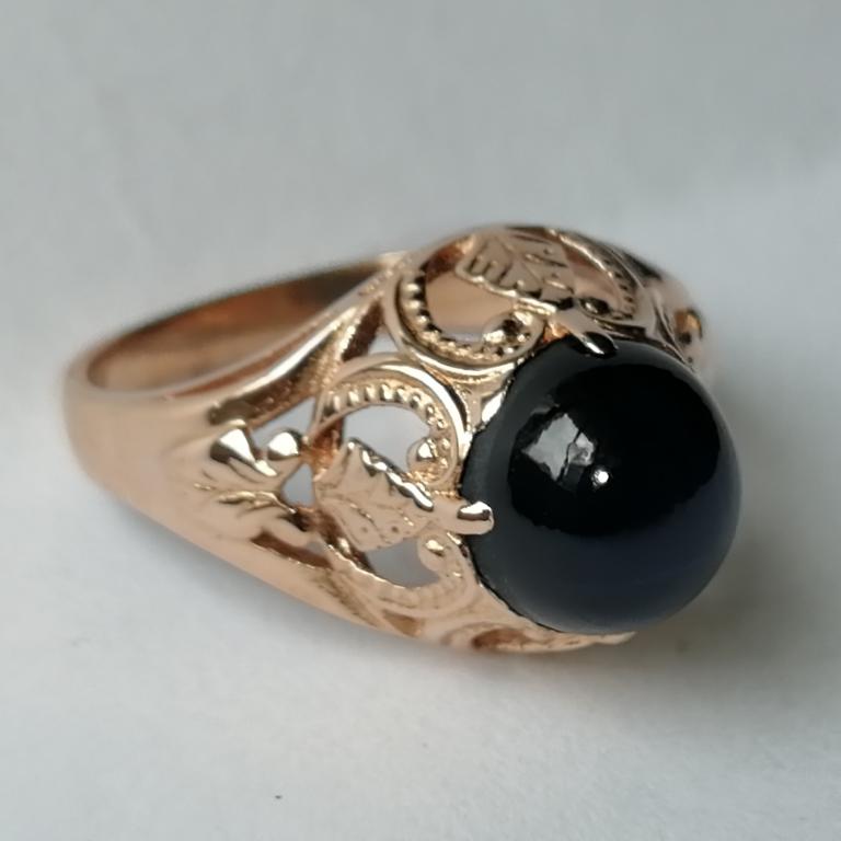 Кольцо золото 583 проба не 585 природный сапфир 5.48 гр. Размер 18