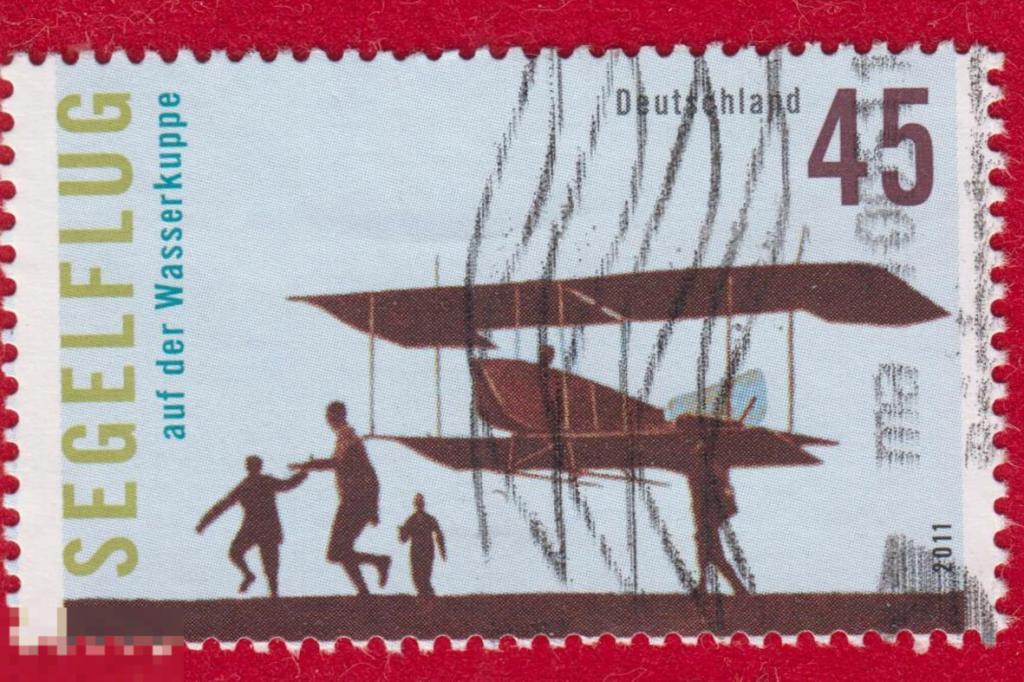 Марка Германия 2011 год. Самолет. Посадка на воду. Авиация Пассажирские самолеты. Редкость.