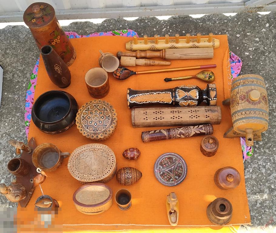 Деревянная утварь. чашка шкатулка ваза ложка пенал, разное 28 штук.