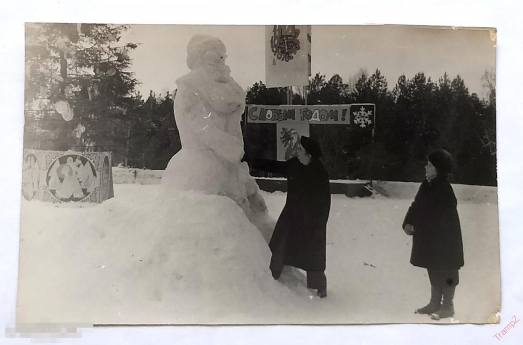 Фотография Новый год Дед Мороз из снега, снеговик, елка, Свердловск, Екатеринбург #155