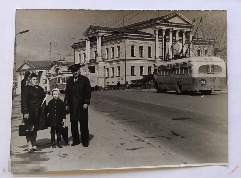 Фотография Свердловск Екатеринбург Дворец пионеров архитектура, Ленин, троллейбус транспорт #155
