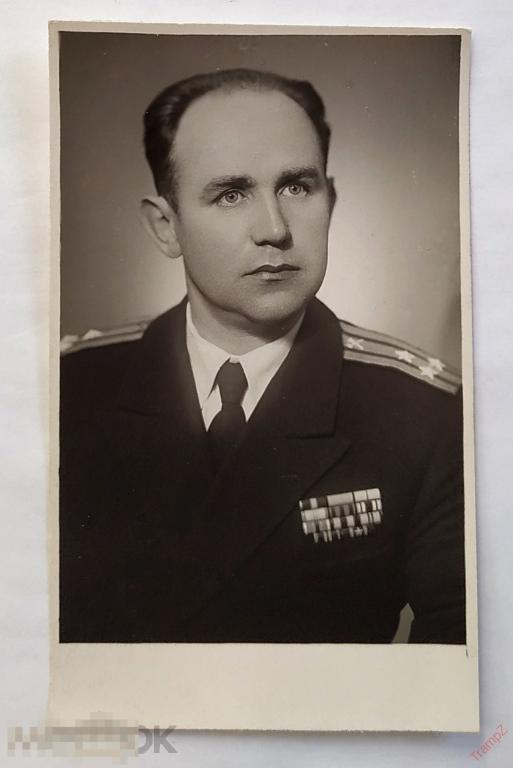 Фотография военнослужащий офицер полковник, форма погоны эмблемы инженерно-корабельная служба #155