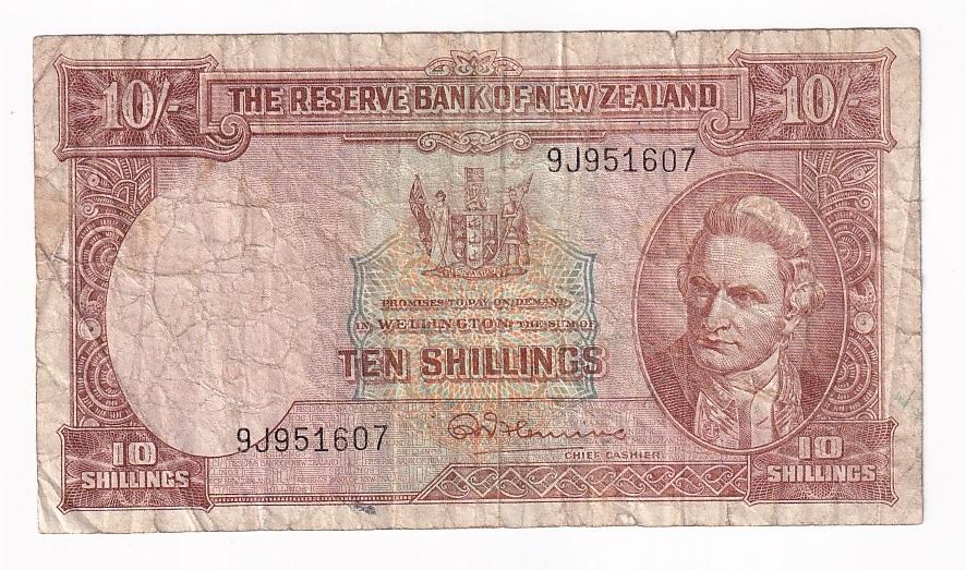 Новая Зеландия Банкнота 10 шиллингов 1940 - 1955 года VF- (42831)