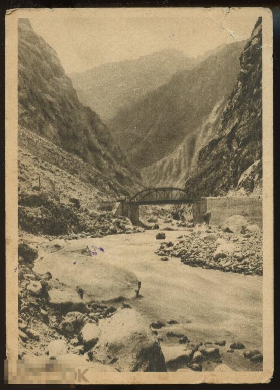 Военно-Грузинская дорога Чортов мост в Дарьяльском ущелье