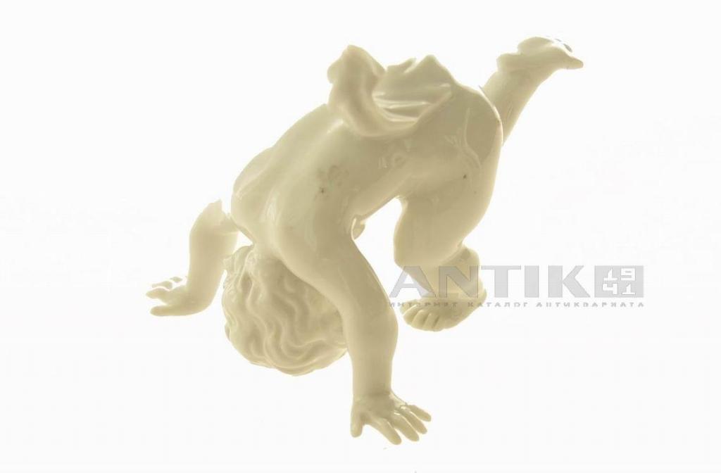 Статуэтка "Кувыркающийся мальчик"  Carl Thieme, Potschappel,  Dresden