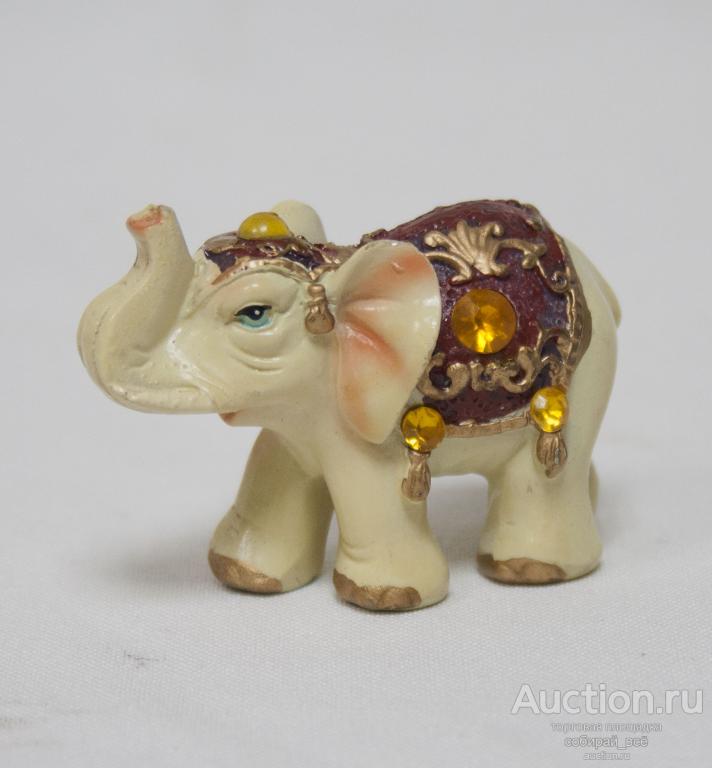 Статуэтка Слон, светлый, композиционная масса,   высота 3,5 см  (20)