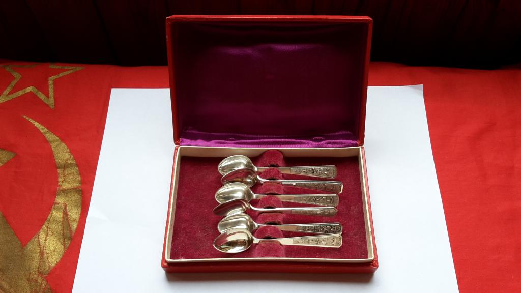 ЛОЖКИ КОФЕЙНЫЕ СЕРЕБРО 875 ПРОБА НАБОР 6 ШТУК ВЬЕТНАМ СССР