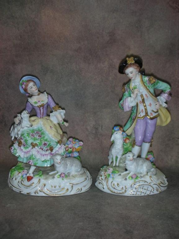 Статуэтка. Фарфор. Пара с барашками. Sitzendorf. Германия