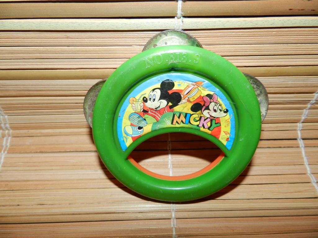 "БУБЕН-БУБЕНЦЫ" Детские. "ЗВЕНЯТ". Диаметр-10см. 1990гг