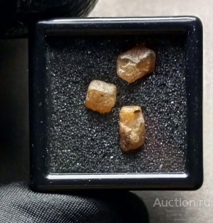 Набор желтый сапфир Мадагаскар