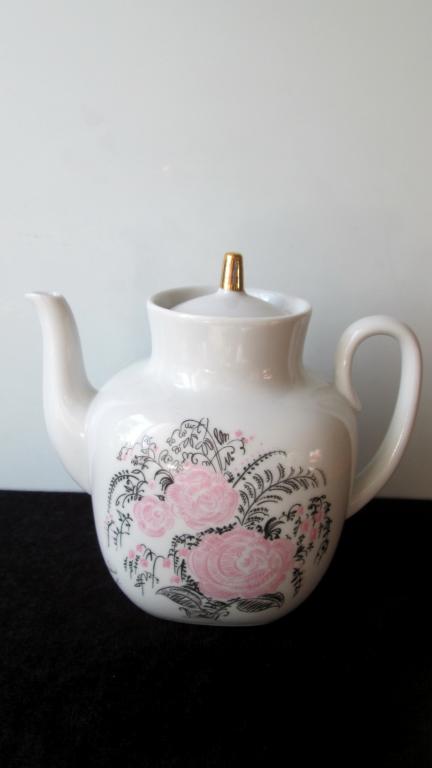 Чайник заварочный фарфор ЛФЗ СССР. Розы