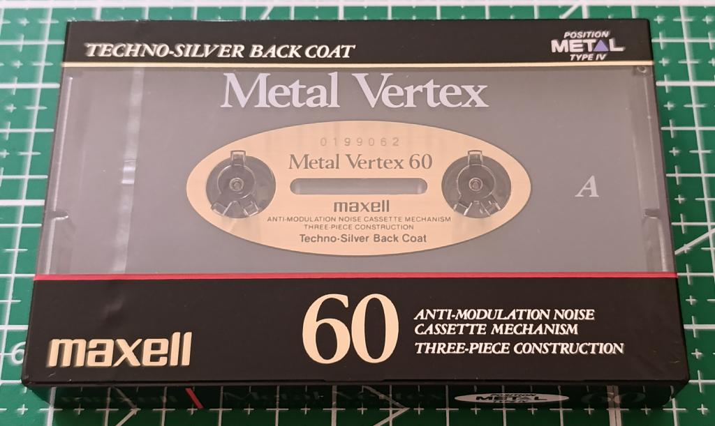 Топовая аудио кассета MAXELL METAL VERTEX MV 60 JAPAN