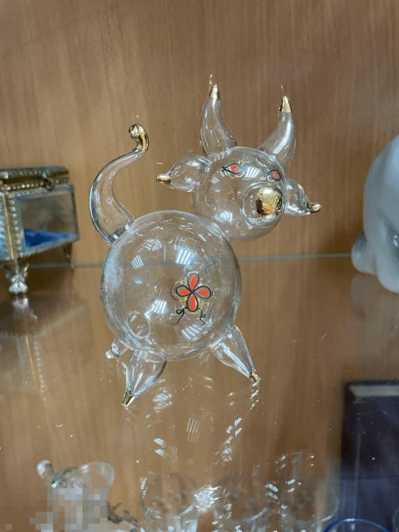 Фигурка статуэтка дутое стекло позолота Бык Бычок Корова СССР