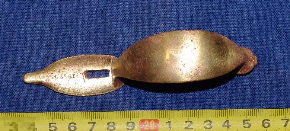 Курковая скоба кремневого-капсюльного ружья.