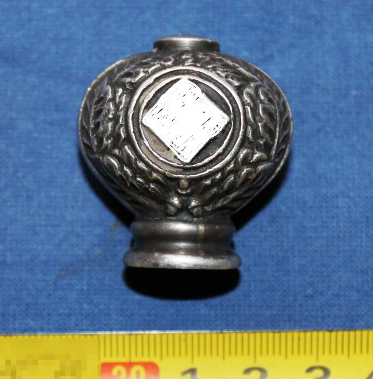 Голова на кортик люфтваффе.