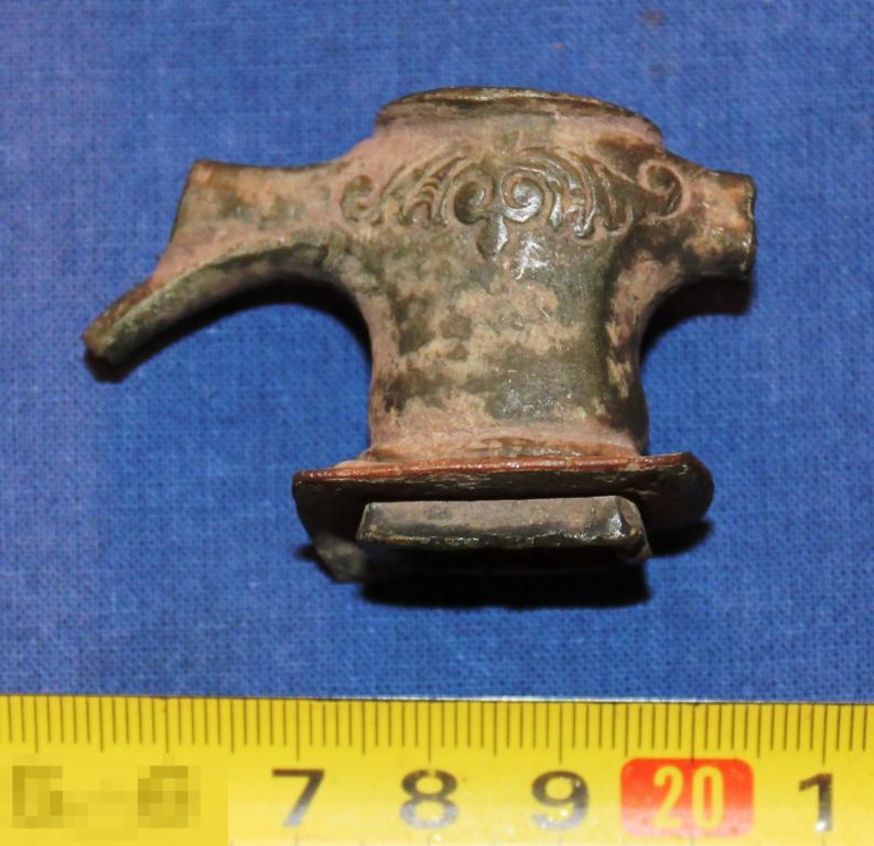 Часть гарды от рукояти шпаги 18 век.