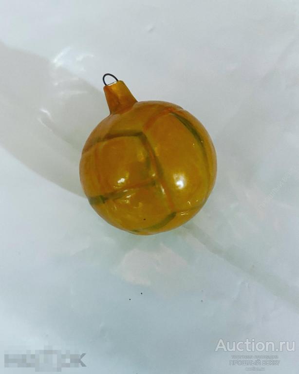 Елочная игрушка. Футбольный мяч Ссср