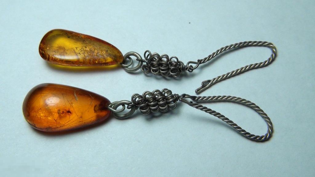 Серьги  янтарь 1,5гр.