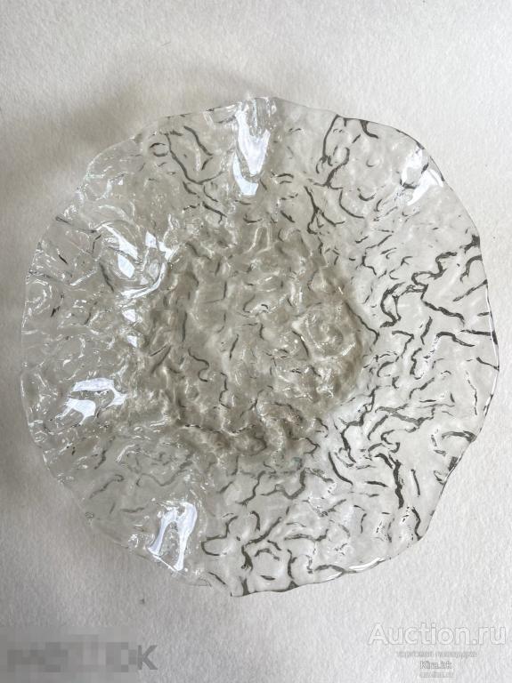 Редкая ваза. Фруктовница. прозрачное стекло. Фактурное. 26см. Волнистый край