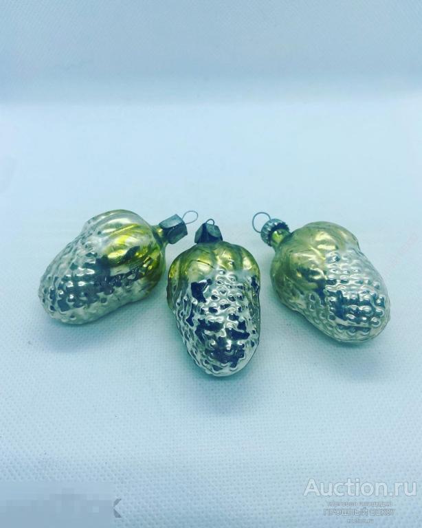 Елочная игрушка. Шишки. Одним лотом. Ссср