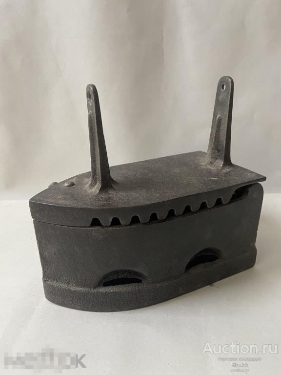 Утюг угольный. Клеймо завод НКМП РСФСР. Завод утюжный Касимов. Утюг крокодил.
