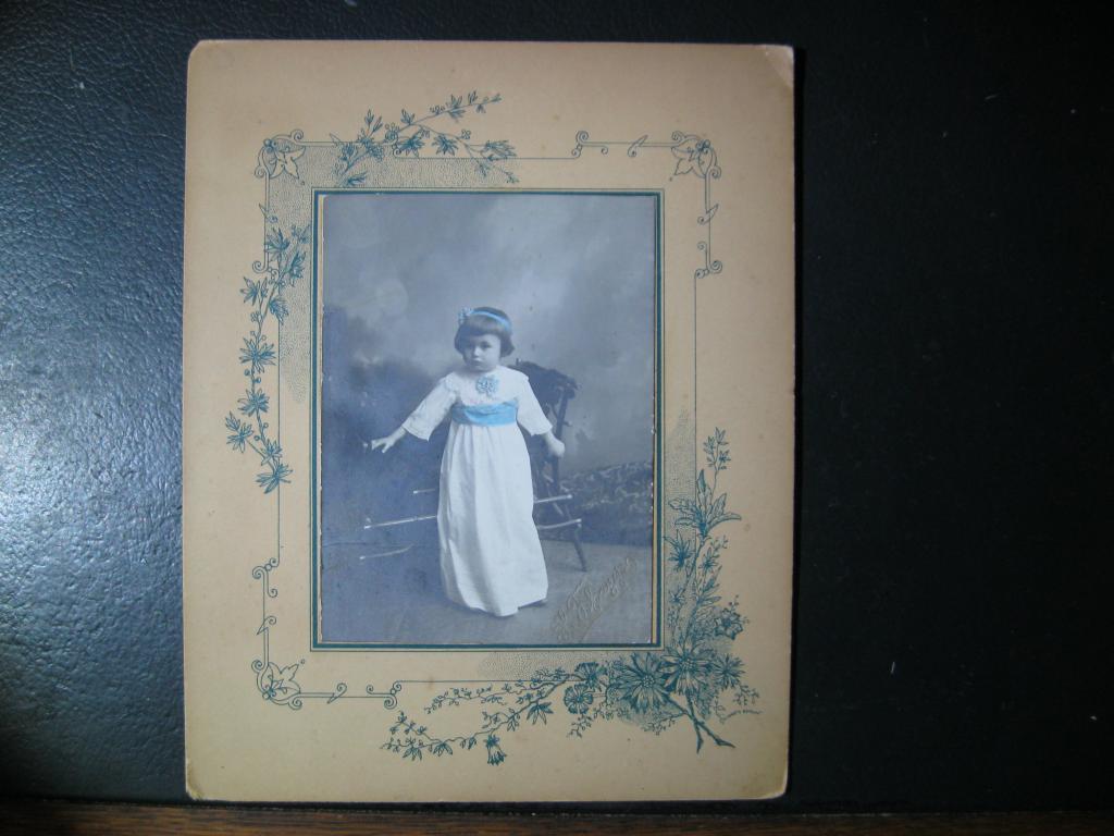 НАДМЕННАЯ МАЛЫШКА-АРИСТОКРАТКА, ф.БРАУД НОВОЧЕРКАССК Область Войска Донского 1900е/подкраш.акварелью