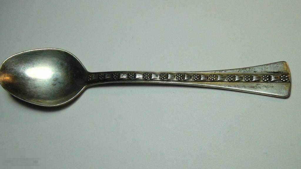 Кофейная  ложка 916 проба   централь 20,2гр..